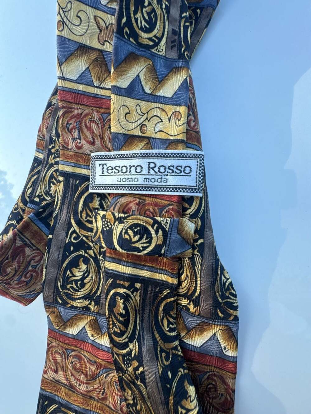 Tesoro Rosso Uomo Moda Hand Made 100% Silk Geometric Pattern Tie - Picture 3 of 4
